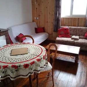 Proche De , Saint-Laurent-de-Neste France