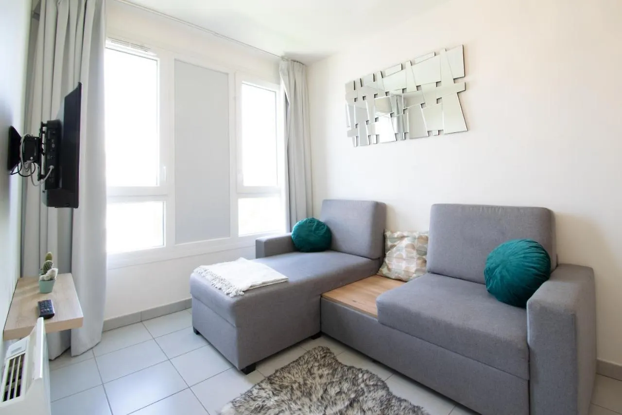 Appartement °Le métropole° Check in H24/wifi à Lyon France