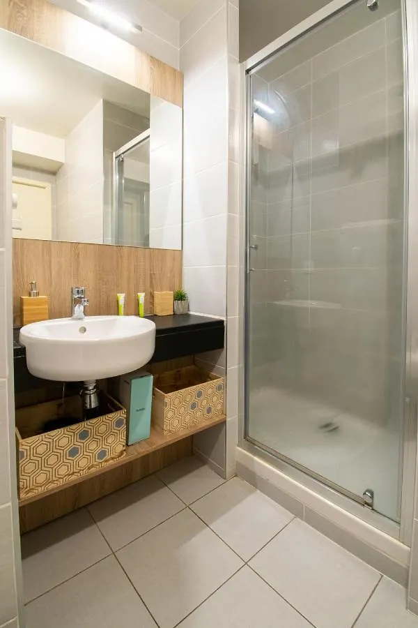 Appartement °Le métropole° Check in H24/wifi à Lyon France